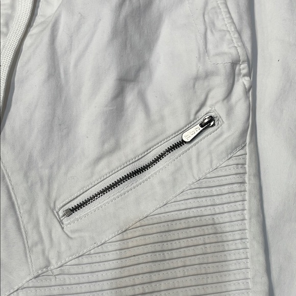 White Motopants with Lightweight Fabric - Picture 2 of 8